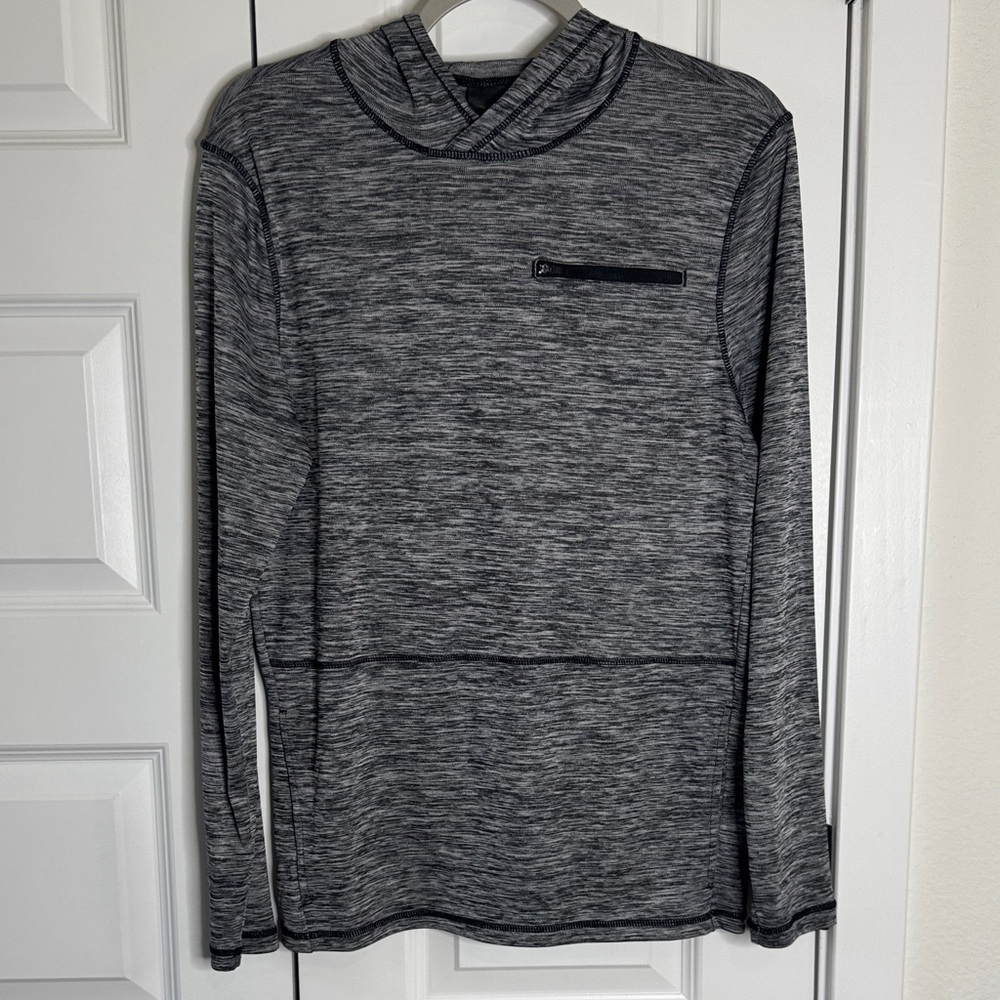 Zella Women's Black and Gray Hoodie